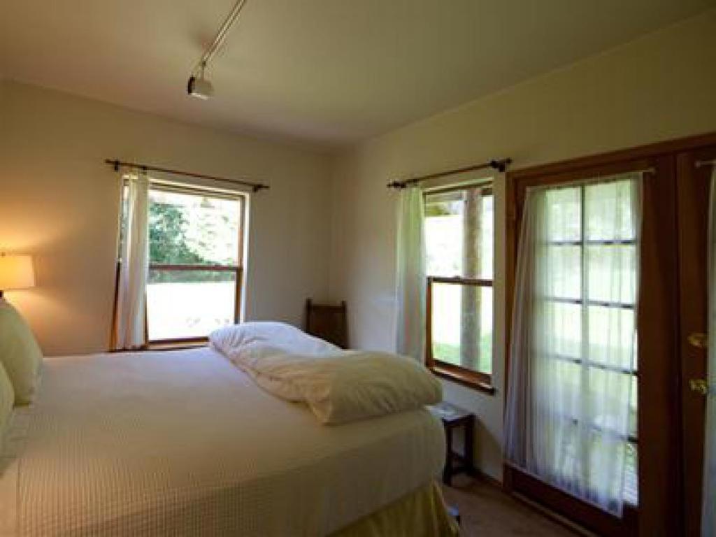 Nettles Farm Hotel Lummi Island Eksteriør billede